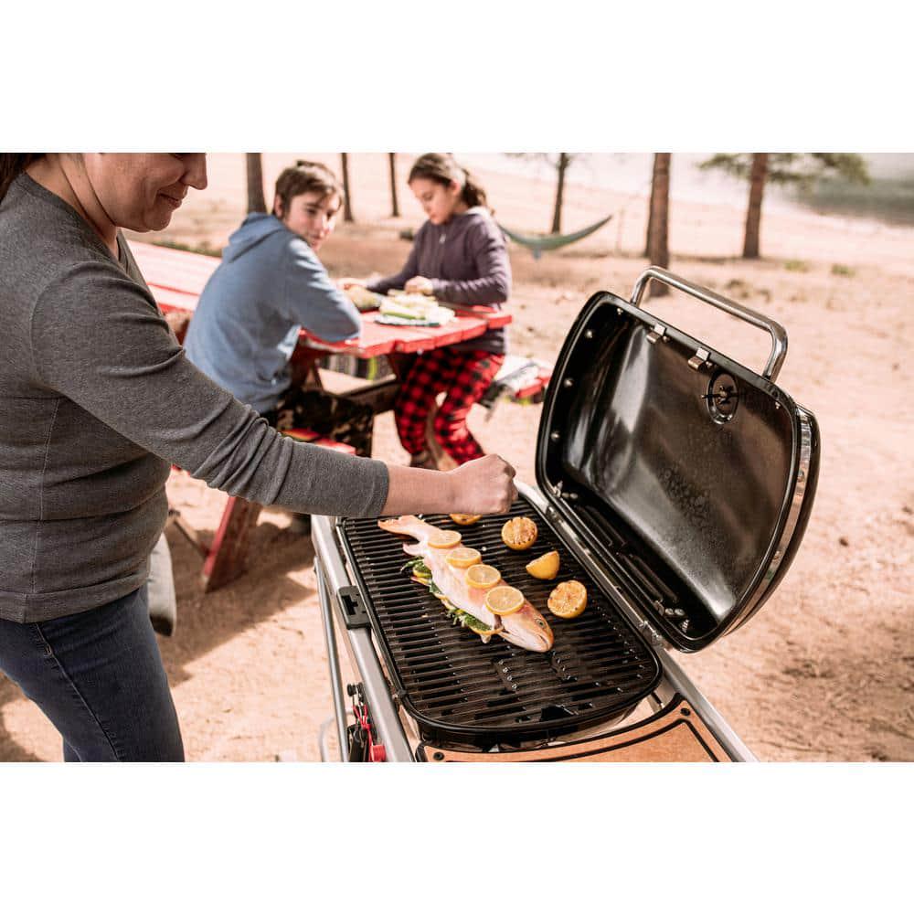 Weber Traveler Portable Propane Gas Grill in Black