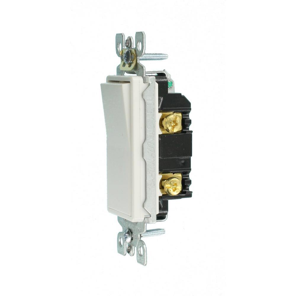 Leviton Decora 15 Amp Single-Pole Switch White R72-05601-2WS