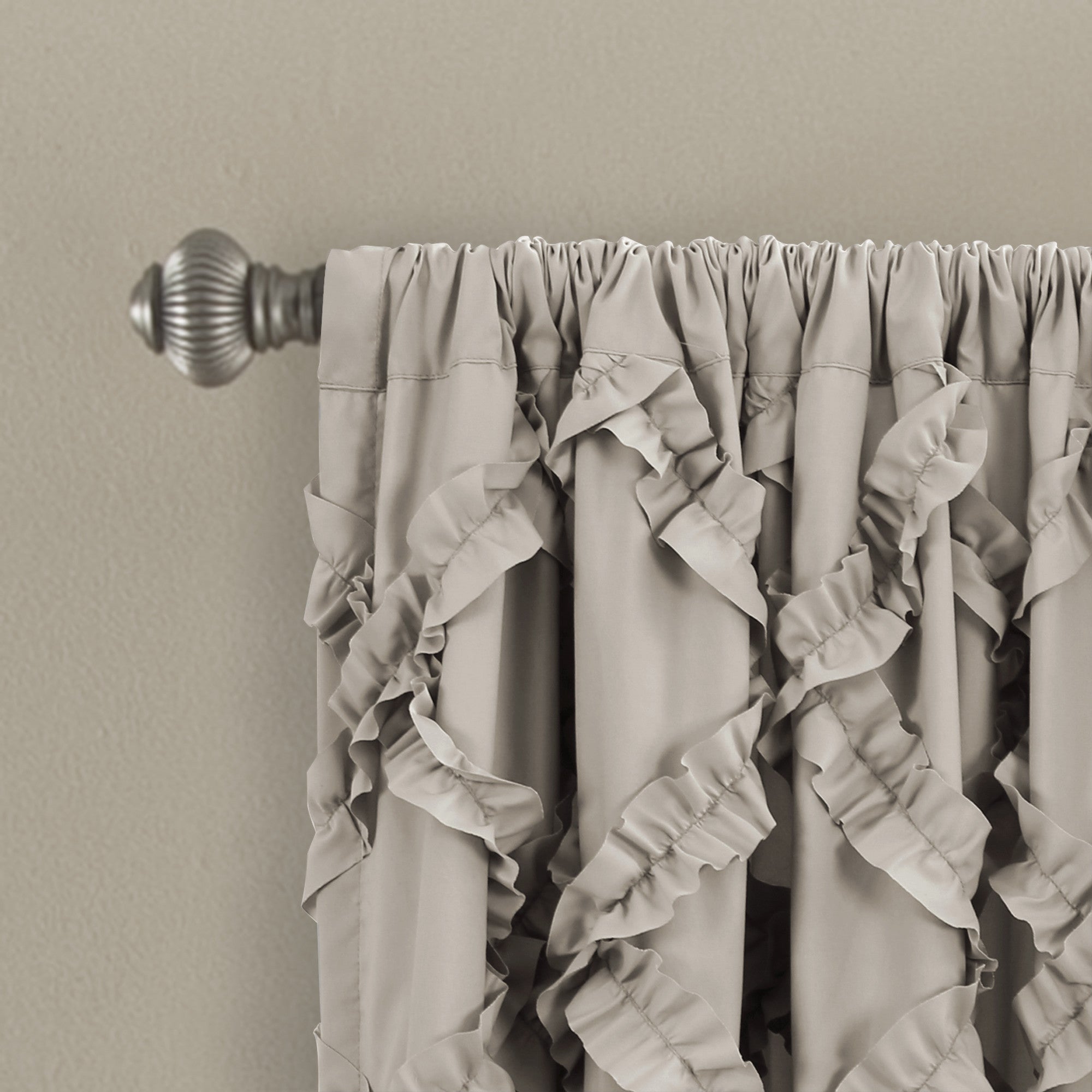 Ruffle Diamond Window Curtain Set