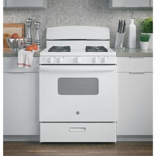 GE 30 in. 4.8 cu. ft. Freestanding Gas Range in White JGBS10DEMWW