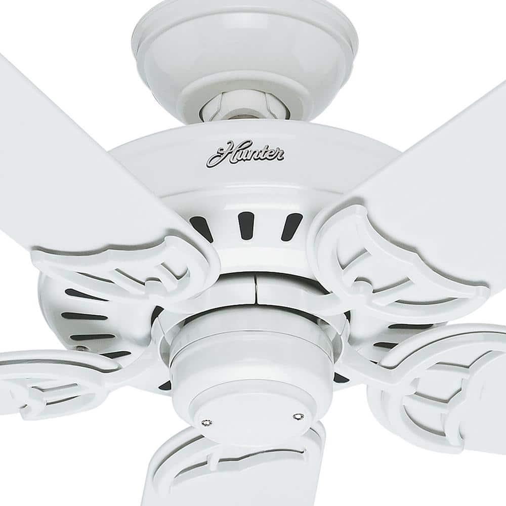 Hunter Bridgeport 52 in IndoorOutdoor White Damp Rated Ceiling Fan