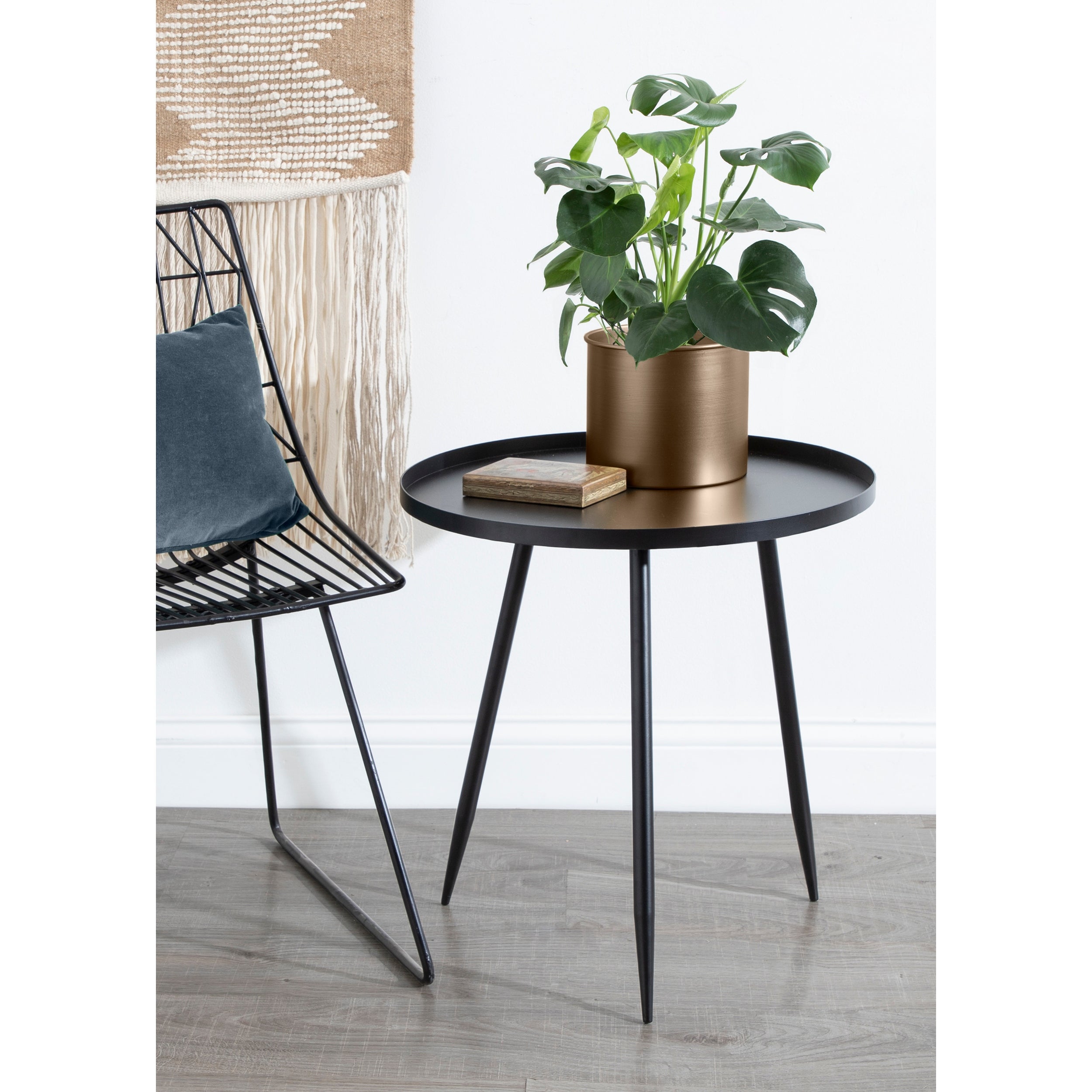 Kate and Laurel Duvall Round Metal Side Table - 20x20x20.5