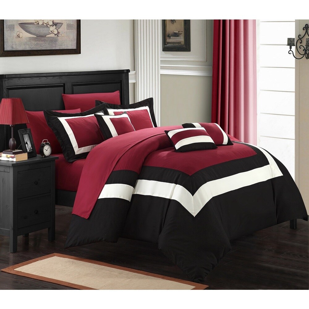 Copper Grove Minesing 10 pc. Red  White  and Black Bed in a Bag Set