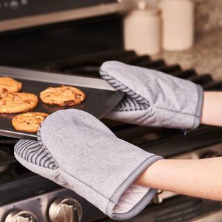 Nautica Grey 100% Cotton Mini Oven Mitts With Silicone Palm (Set of 2) NAN013848