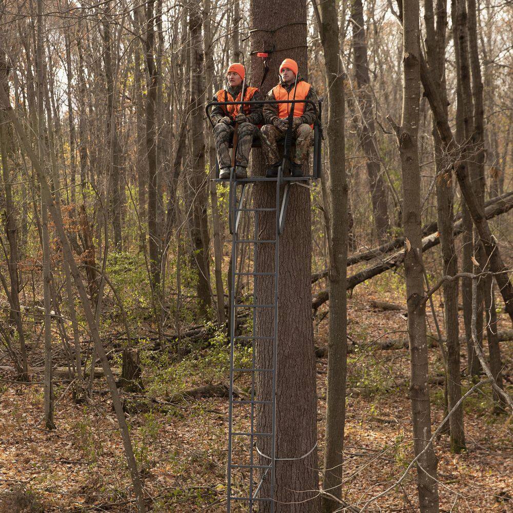 RIVERS EDGE Lockdown 21 ft. 2-Man Ladder Treestand LD202E