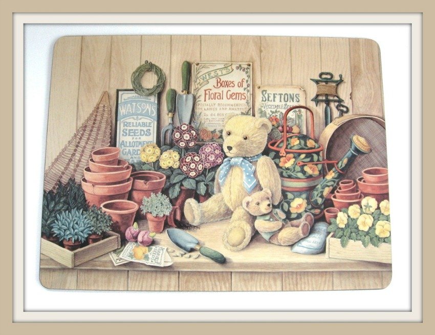 Set of 6 Hardboard Placemats Lap Trays Teddy Bears Planters Water Can Gardening Supplies