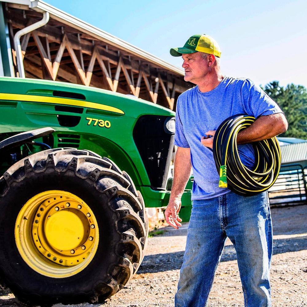 John Deere Rubber 58 in. x 50 ft. Hose CJDVP58050