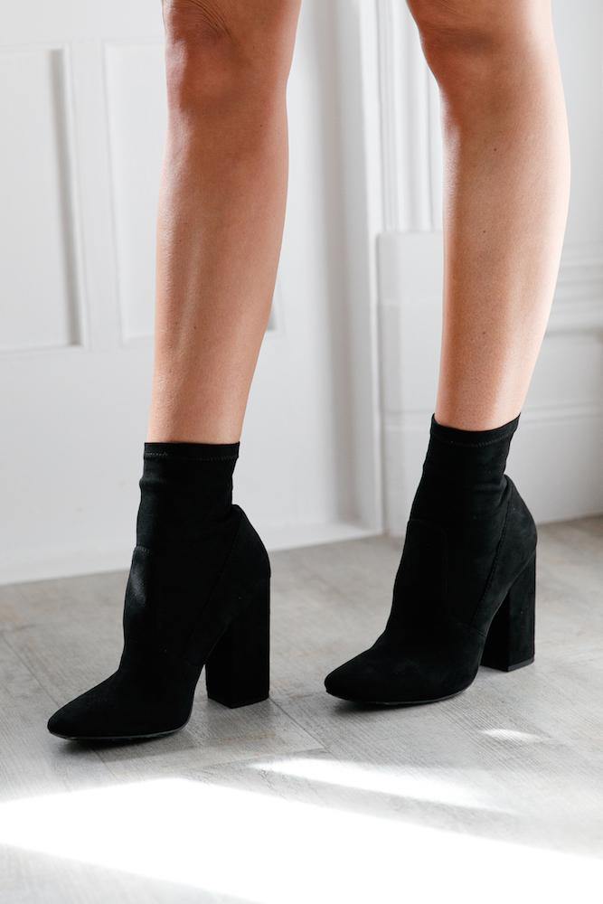 LIPSTIK Void Boot Black