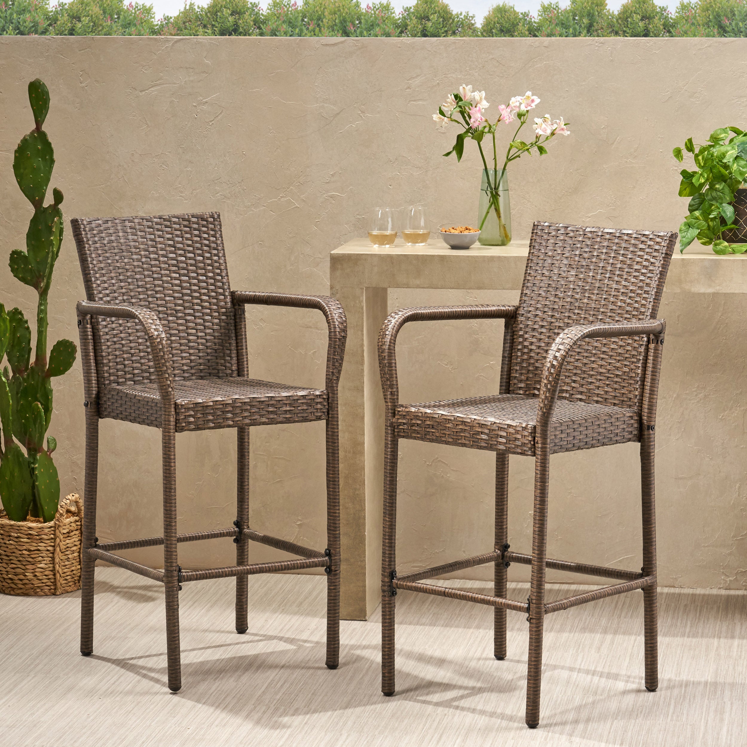 Conquista 30-Inch Outdoor Mix Mocha Wicker Barstool