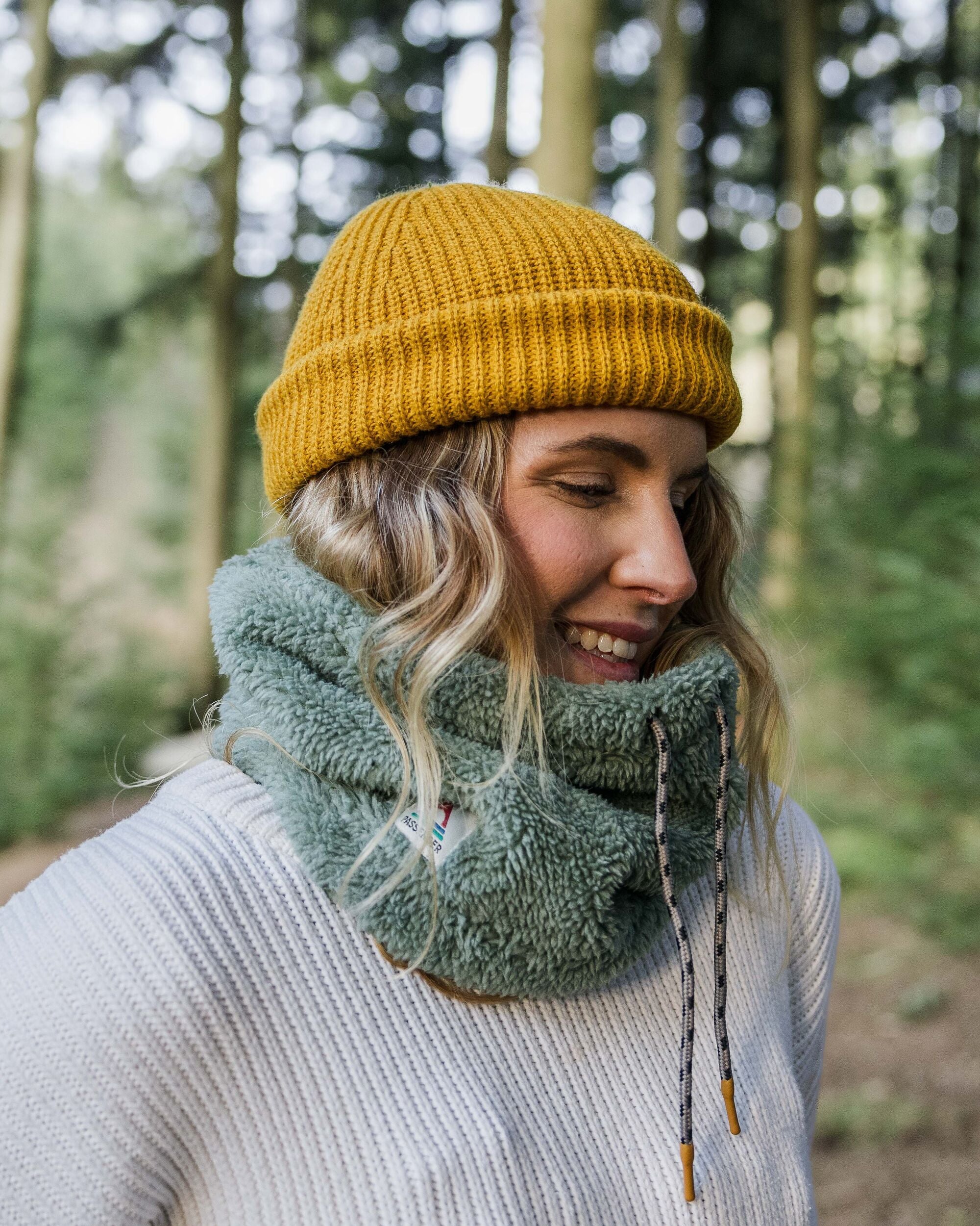 Ash Recycled Sherpa Fleece Snood - Pistachio