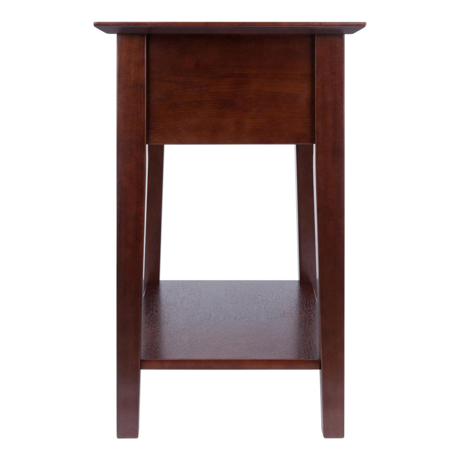 Winsome Wood Shaker Nightstand， Walnut Finish