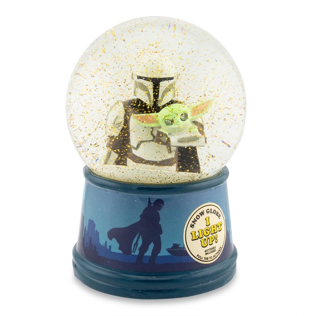 Silver Buffalo Star Wars The Mandalorian Clan Of Two Light up Snow Globe 6 Inches Tall