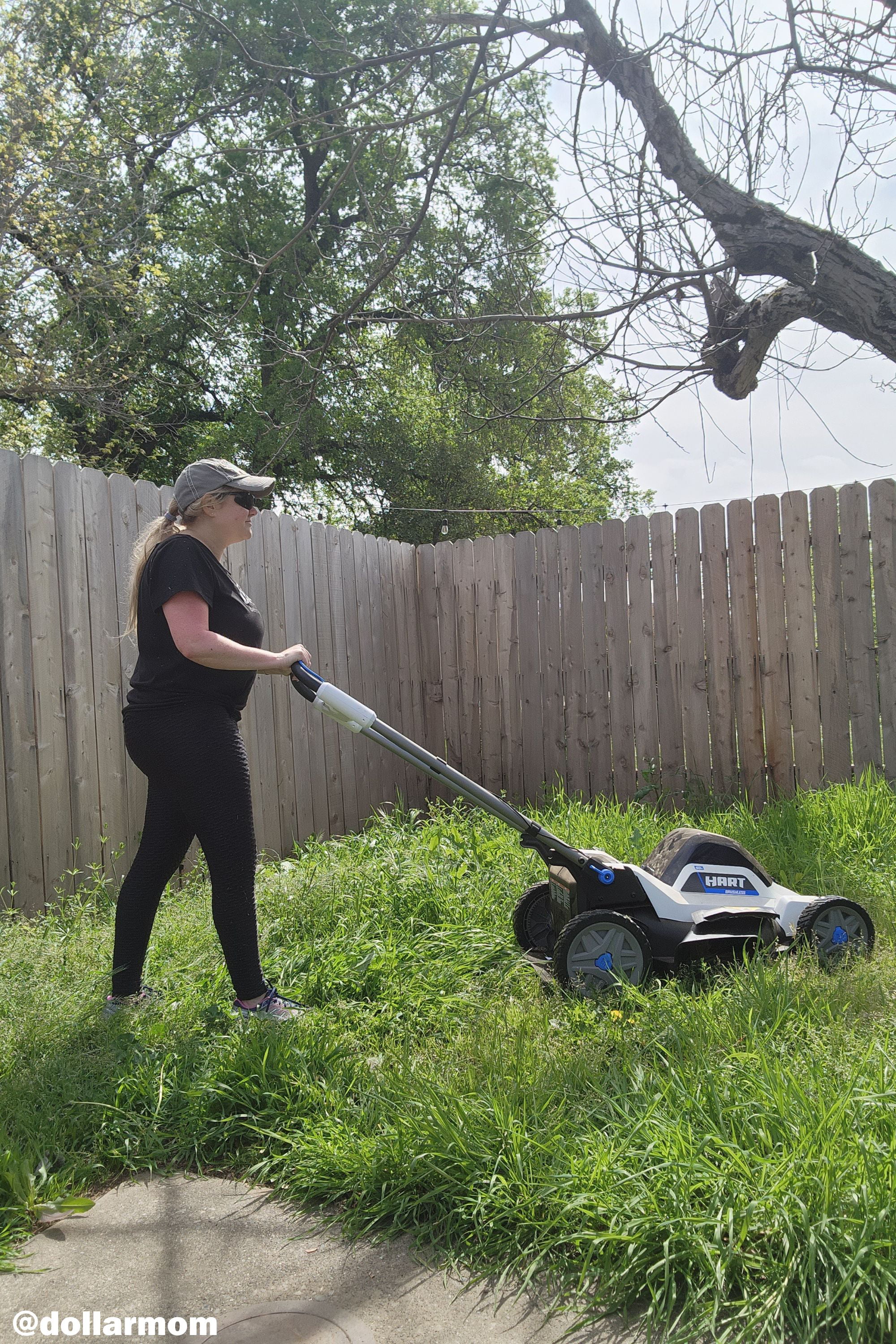 HART 40-Volt Cordless 20-inch Push Mower (1) 6.0 Ah Lithium Ion Battery