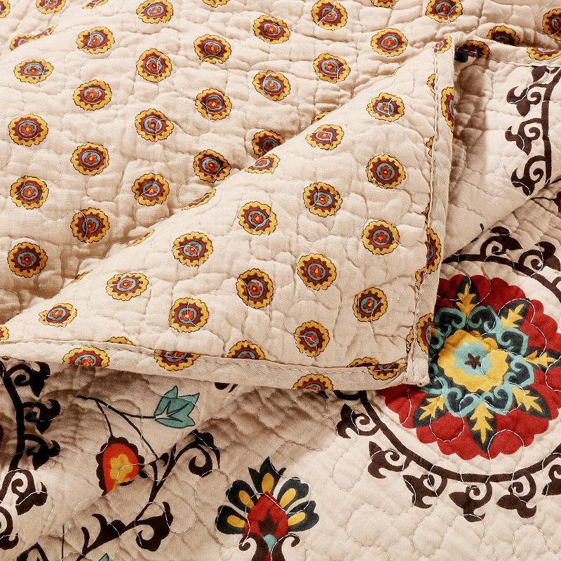 Andorra Reversible Quilt Set