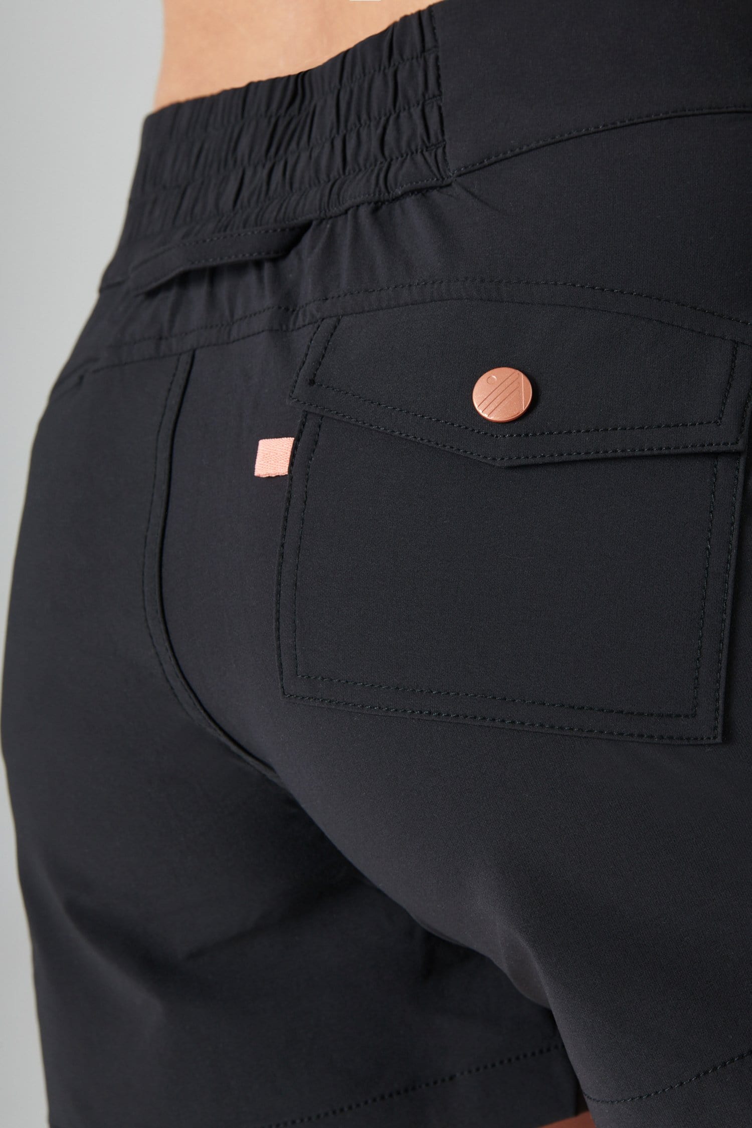 Trek Shorts - Black