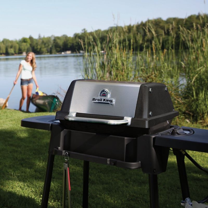 Broil King Porta-Chef 120 LP Portable Gas Grill Black