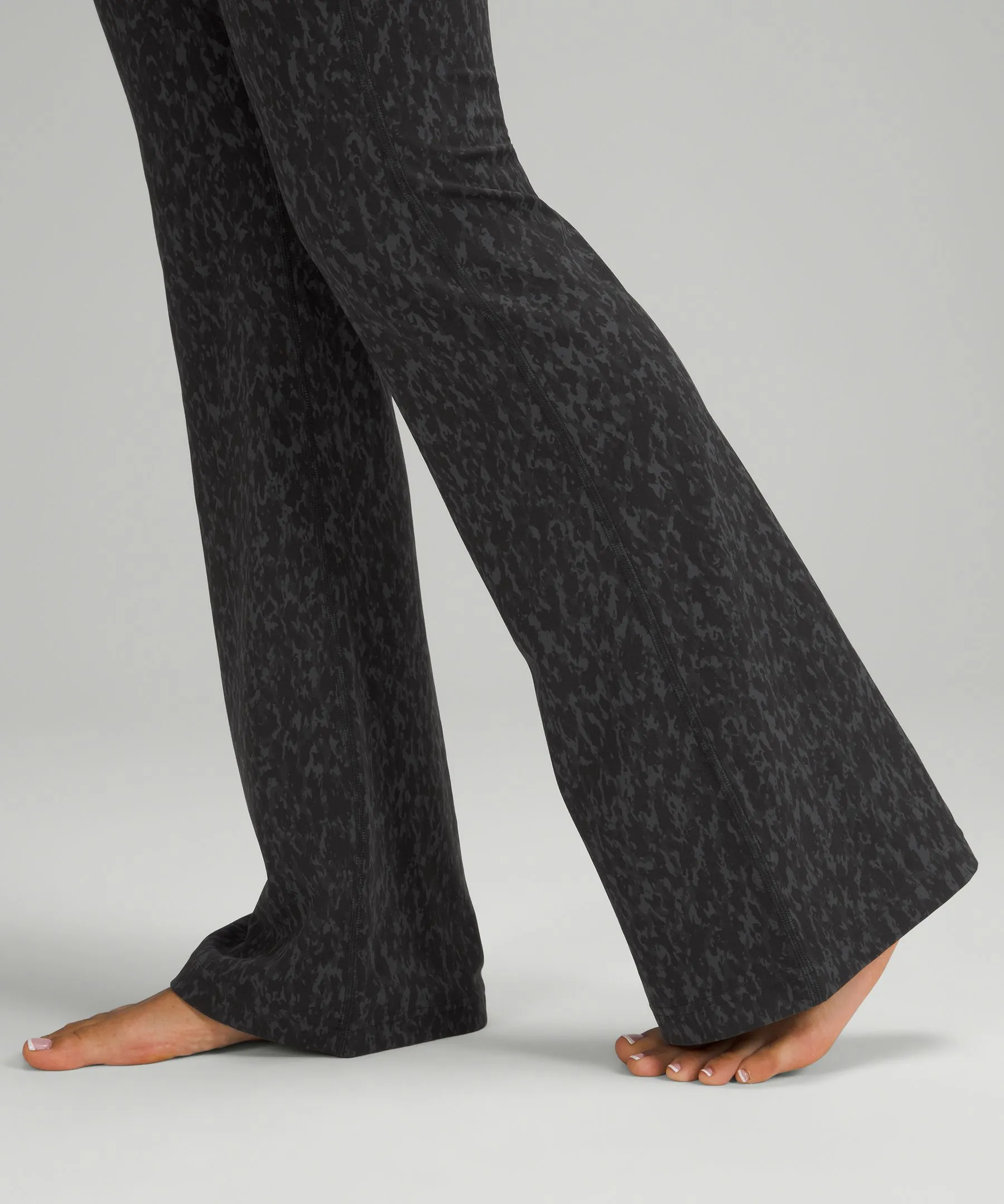 Groove Super-High-Rise Flared Pant Nulu