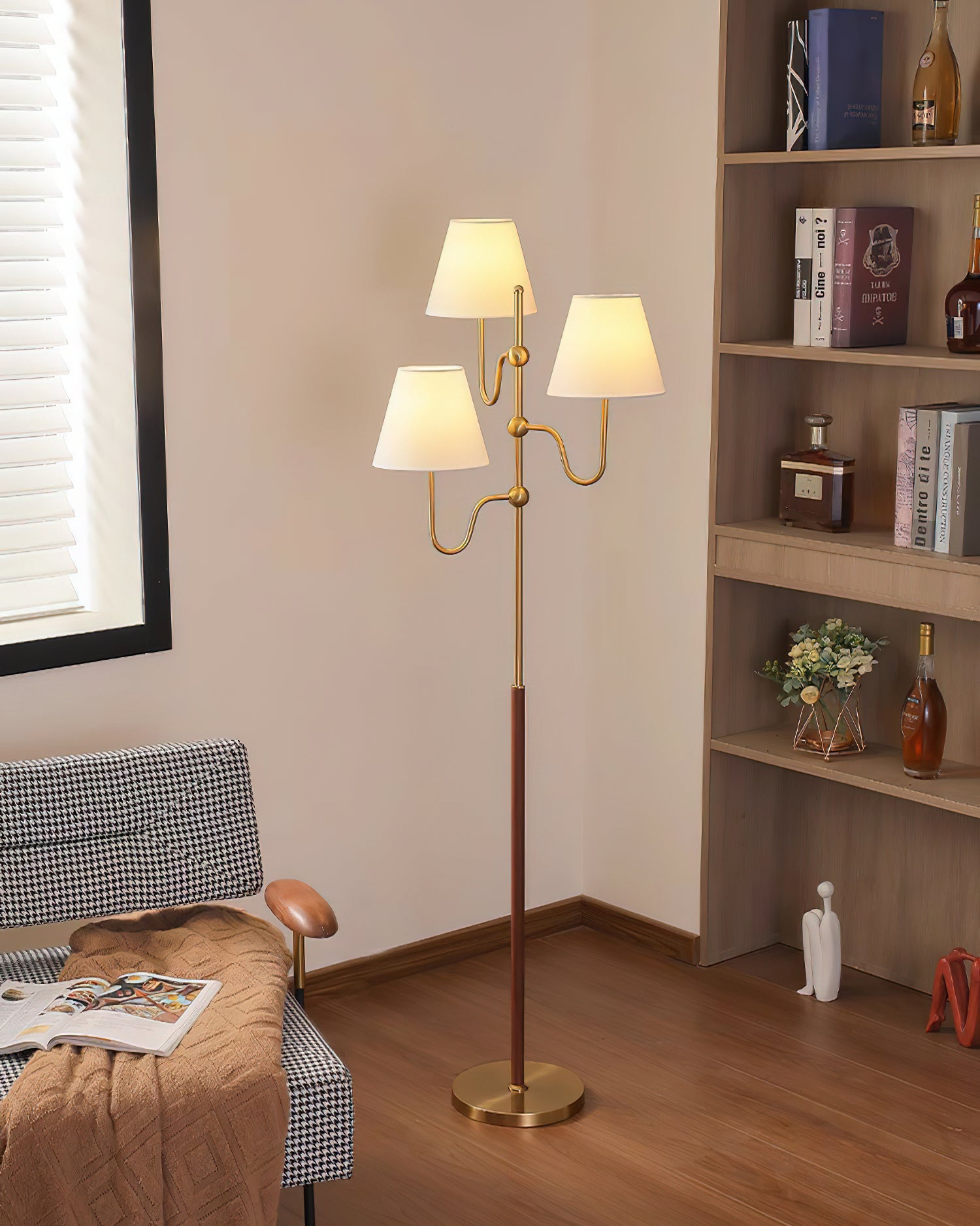 Serenade Floor Lamp