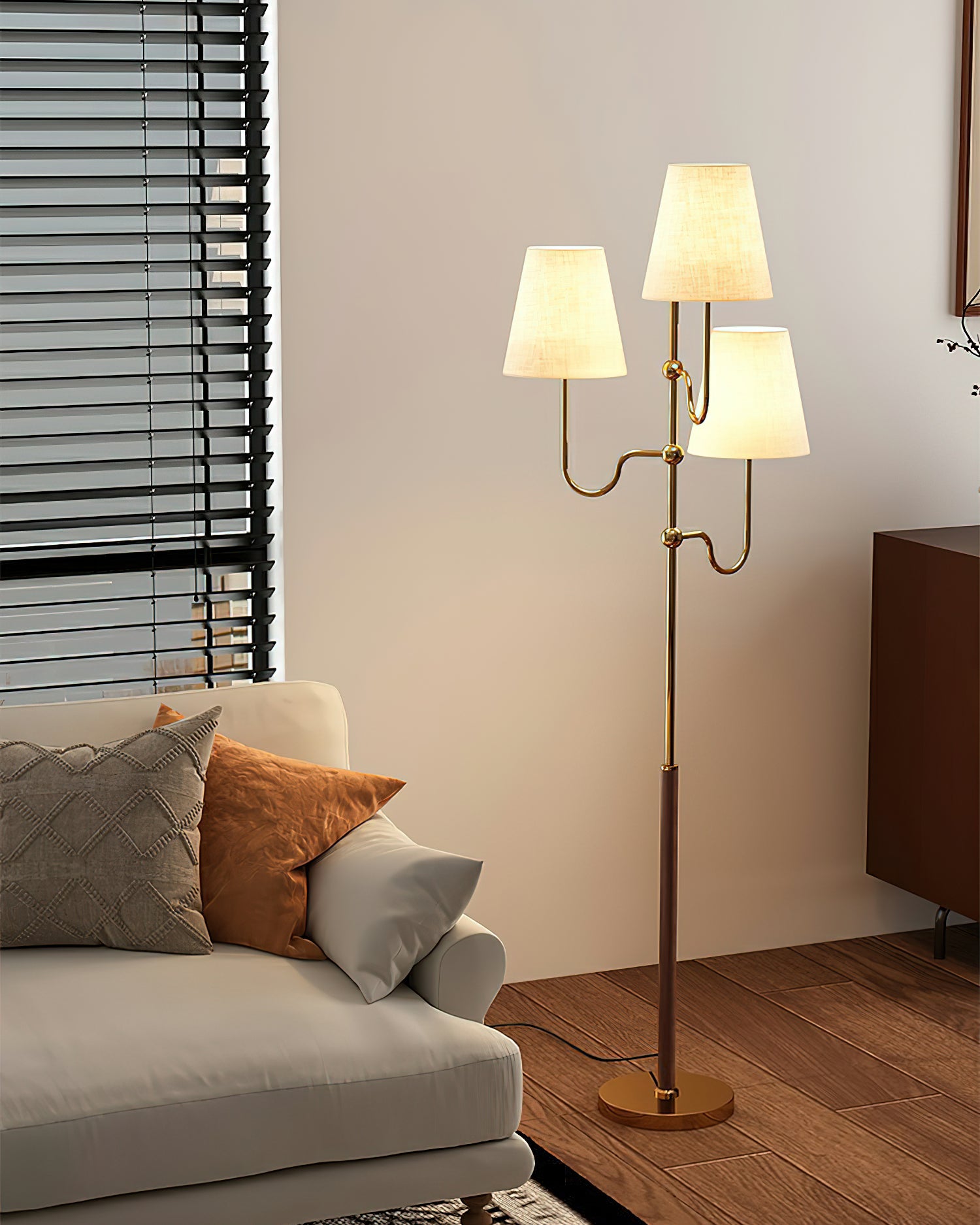 Serenade Floor Lamp