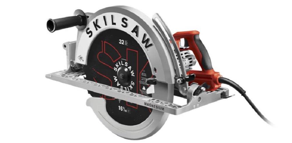 16-5/16 In. Magnesium Super Sawsquatch? Worm Drive Saw ;