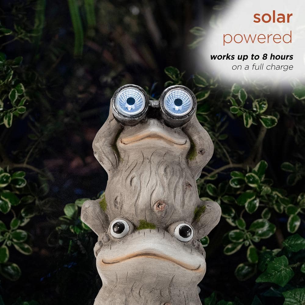 Alpine Corporation 23 in. Tall Outdoor Solar Powered Stacked Frog Family Statue with LED Lights QWR848SLR