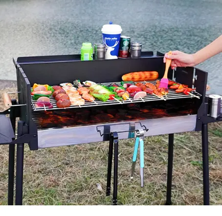 Outdoor steel BBQ Patio grill Outdoor family activity hiking camping picnic Smoky grill