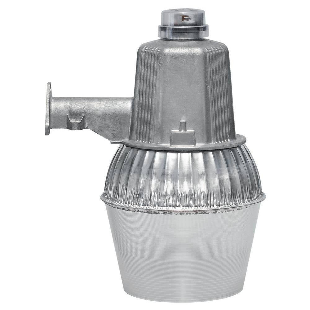 Southwire 100-Watt Silver Outdoor Dusk to Dawn Area Light with Metal Halide Bulb L1701