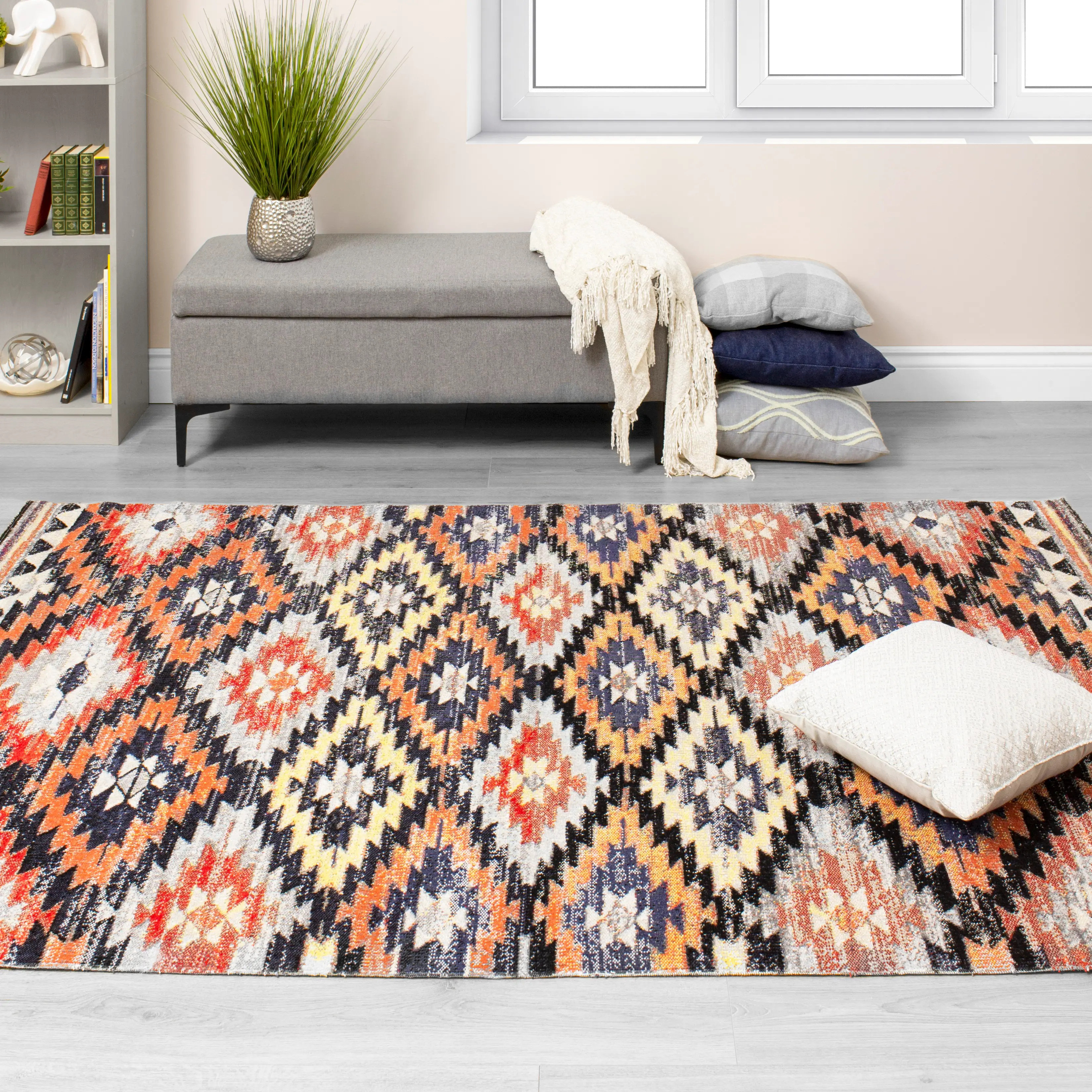 Sara 5' x 8' Tribal Red Orange Area Rug