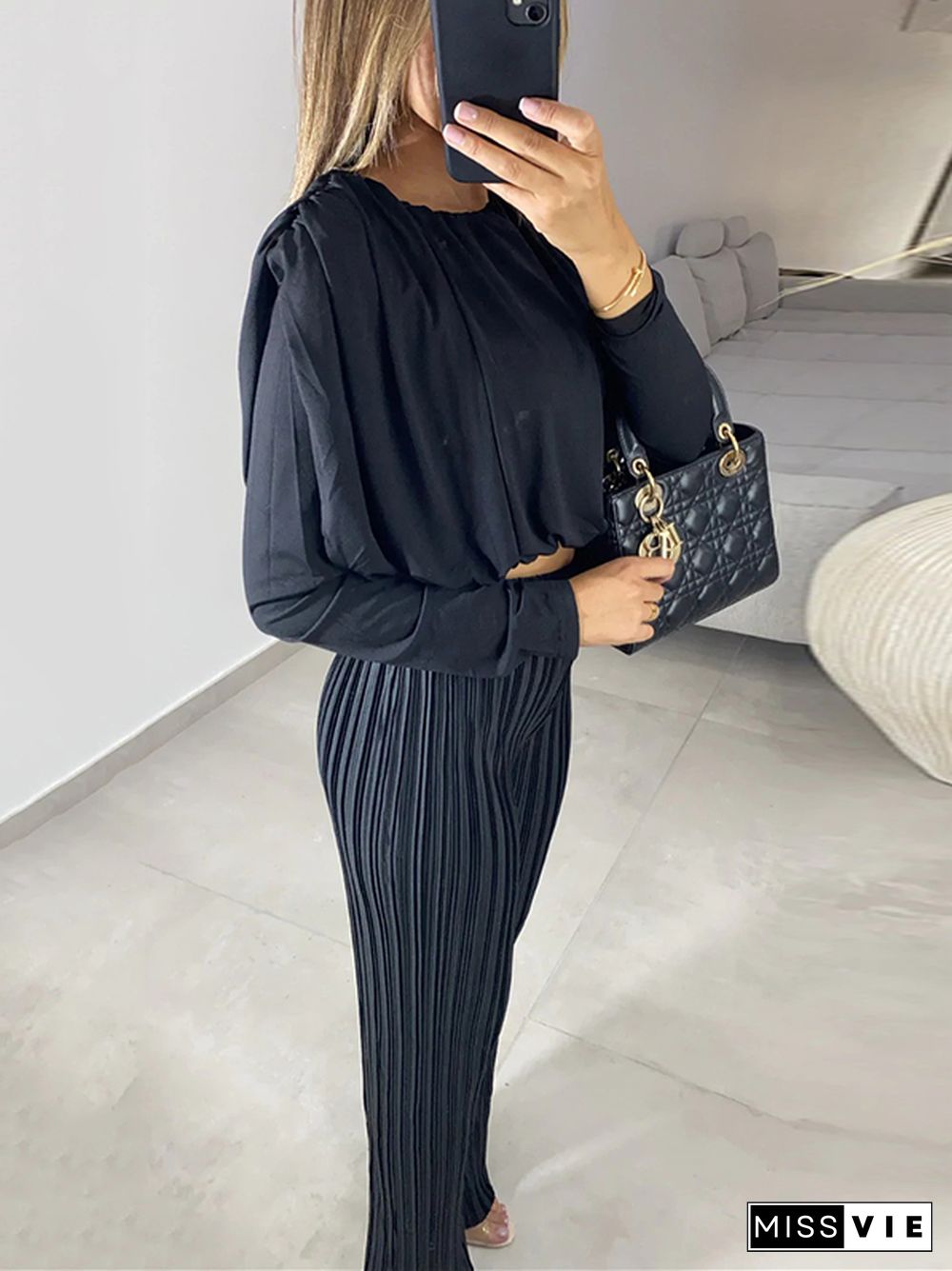 Long Sleeves Elasticity Pleated Solid Color Round-Neck Shirts Top + High Waisted Pants Bottom Two Pieces Set