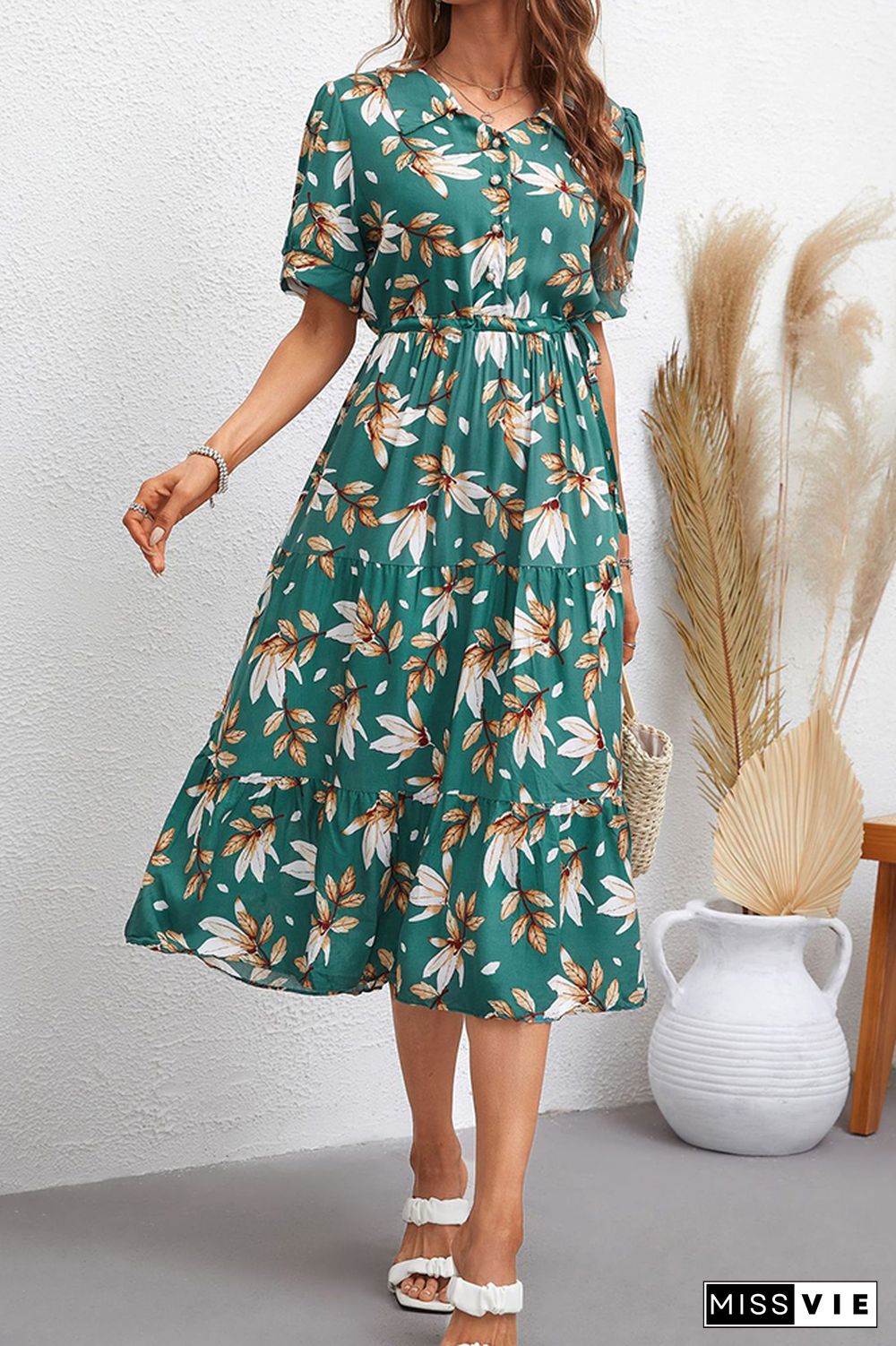 Turndown Collor Short Sleeve Elastic Waist Tiered Printing Dress