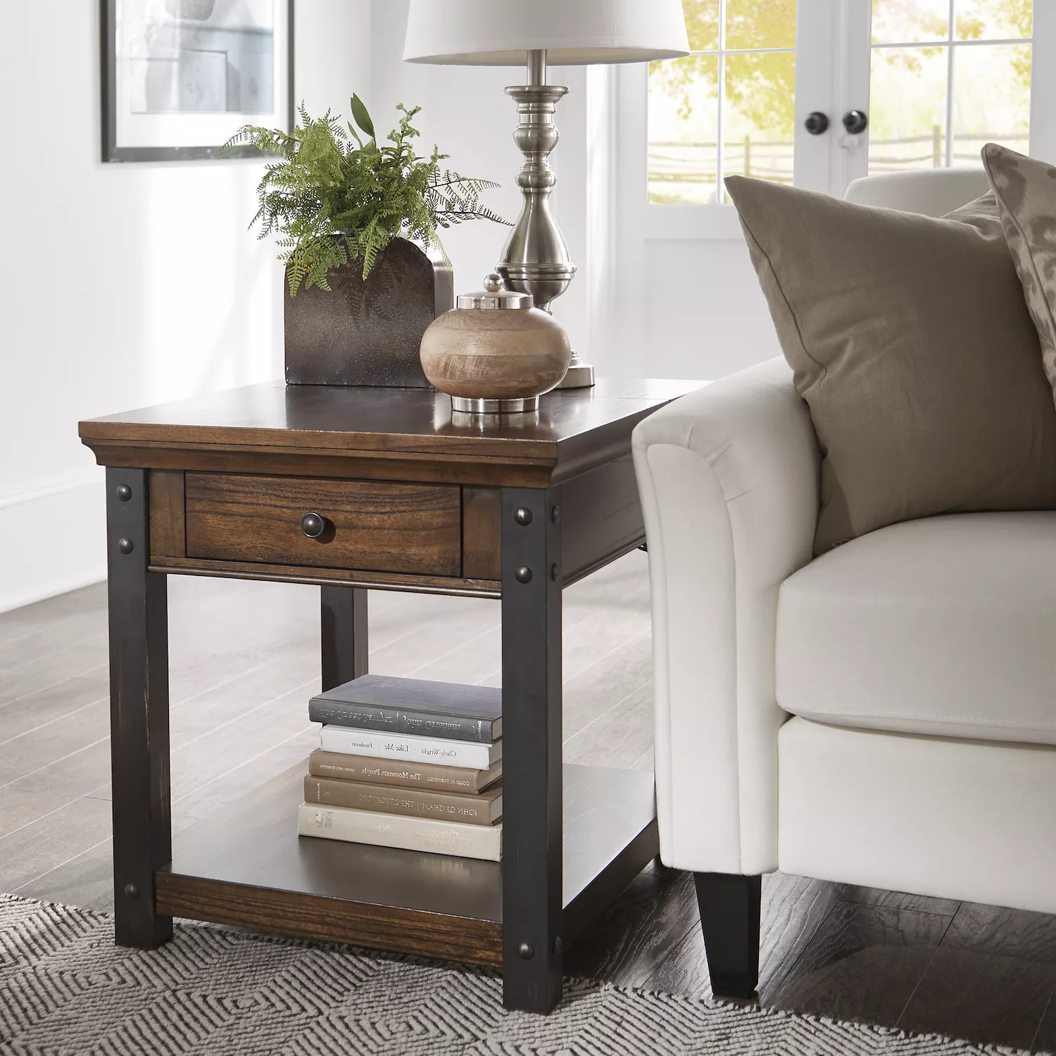 HomeVance Niccola End Table