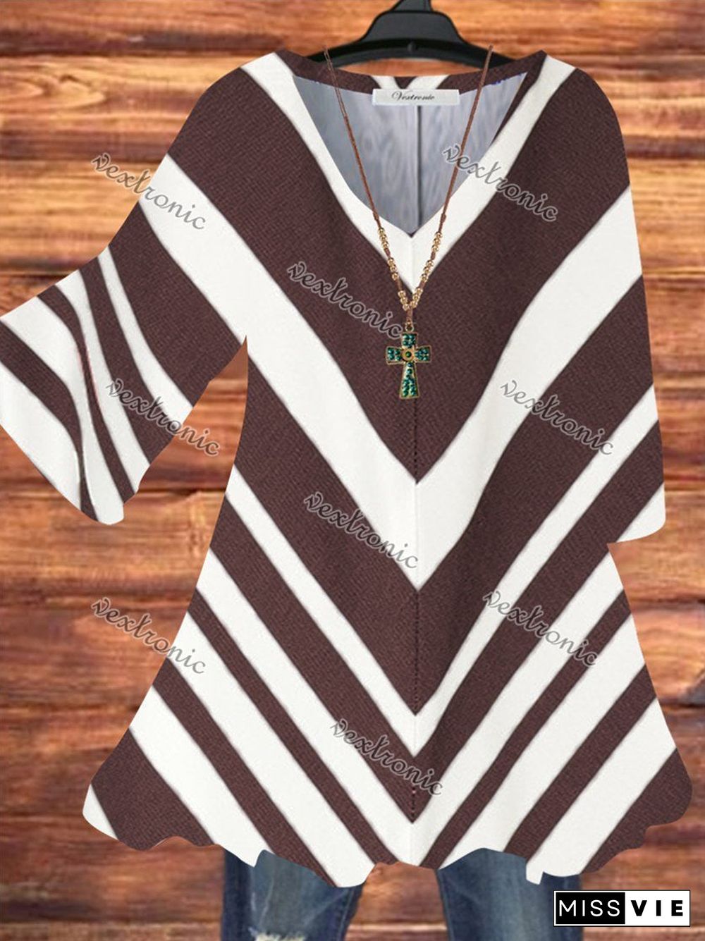 Women Half Sleeve V-neck Striped Geometric Printed Top Dress