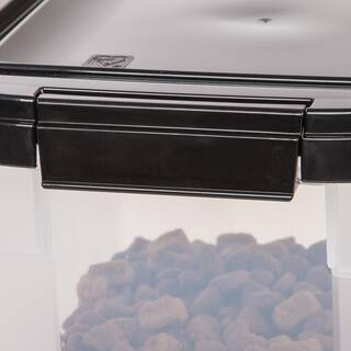 IRIS 12 Qt. Airtight Pet Food Storage Bin in Clear 300555