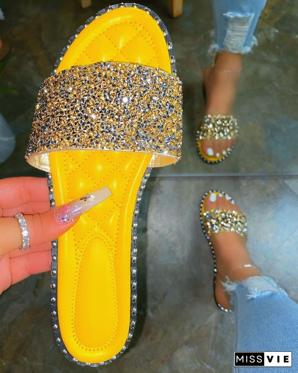 Shiny Faux Jewerly Embellished Outdoor Flat Slipper