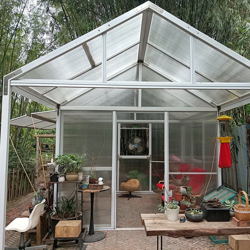 Supply customized 8mm pc hollow sheet small greenhouse for home use