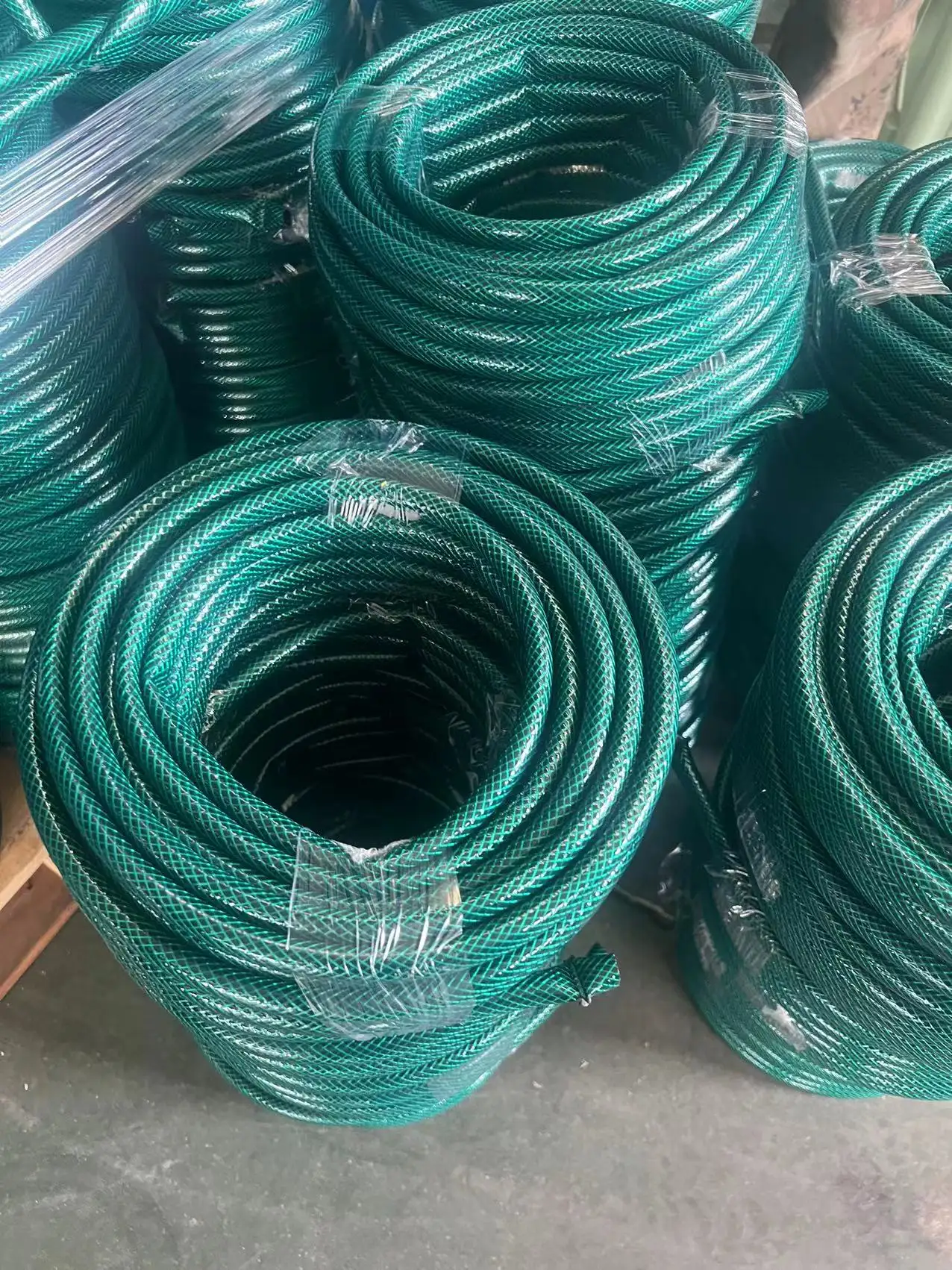 OEM Double Color PVC Garden Hose 3 Layers Industrial Hose Reel with Flexible 32mm PVC Garden Pipe Supplies