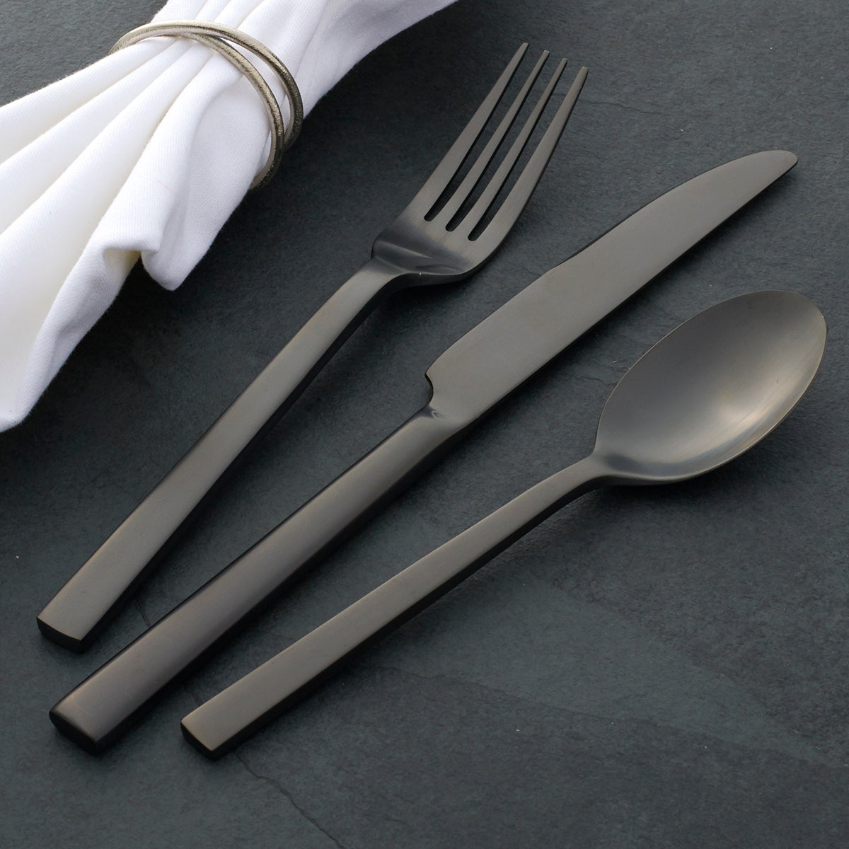 Chef's Table Black 20 Piece Everyday Flatware Set