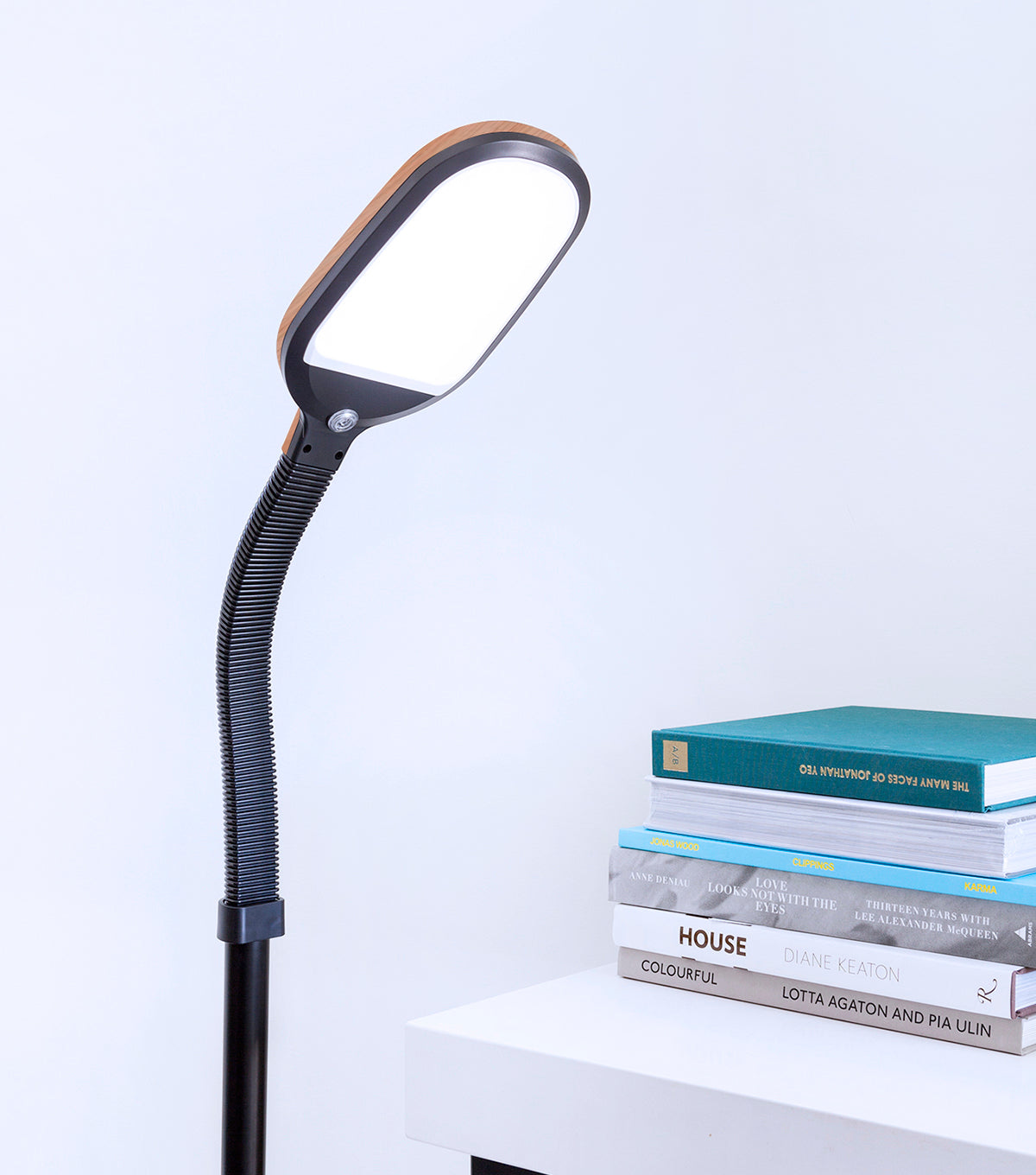 Litespan - Bright LED Floor Lamp for Crafts and Reading, Estheticians' Light for Lash Extensions, Adjustable Gooseneck Standing Lamp for Living Room, Bedroom and Office - Natural Wood