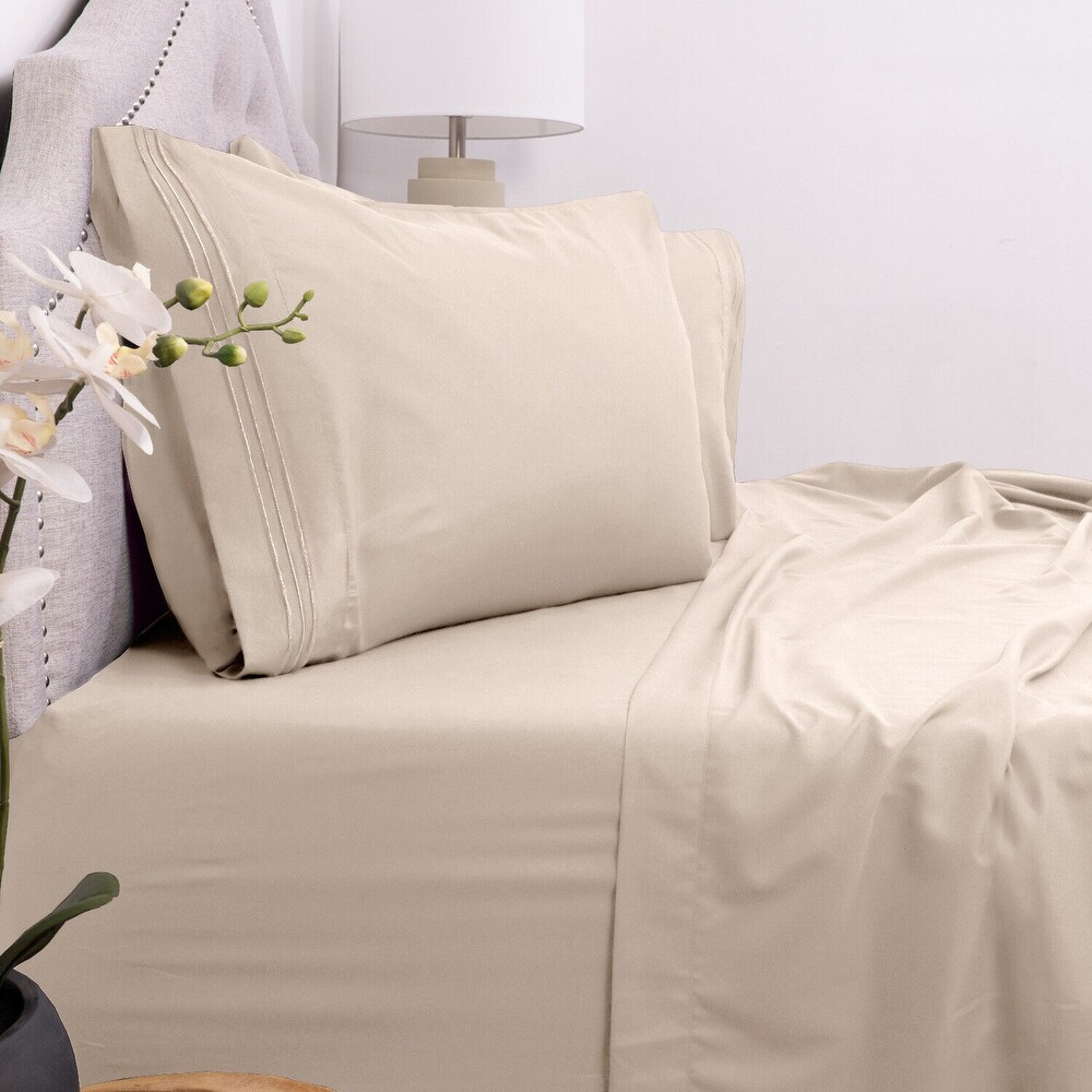 4 Pcs 1800 Microfiber Bed Sheet Set in King Size