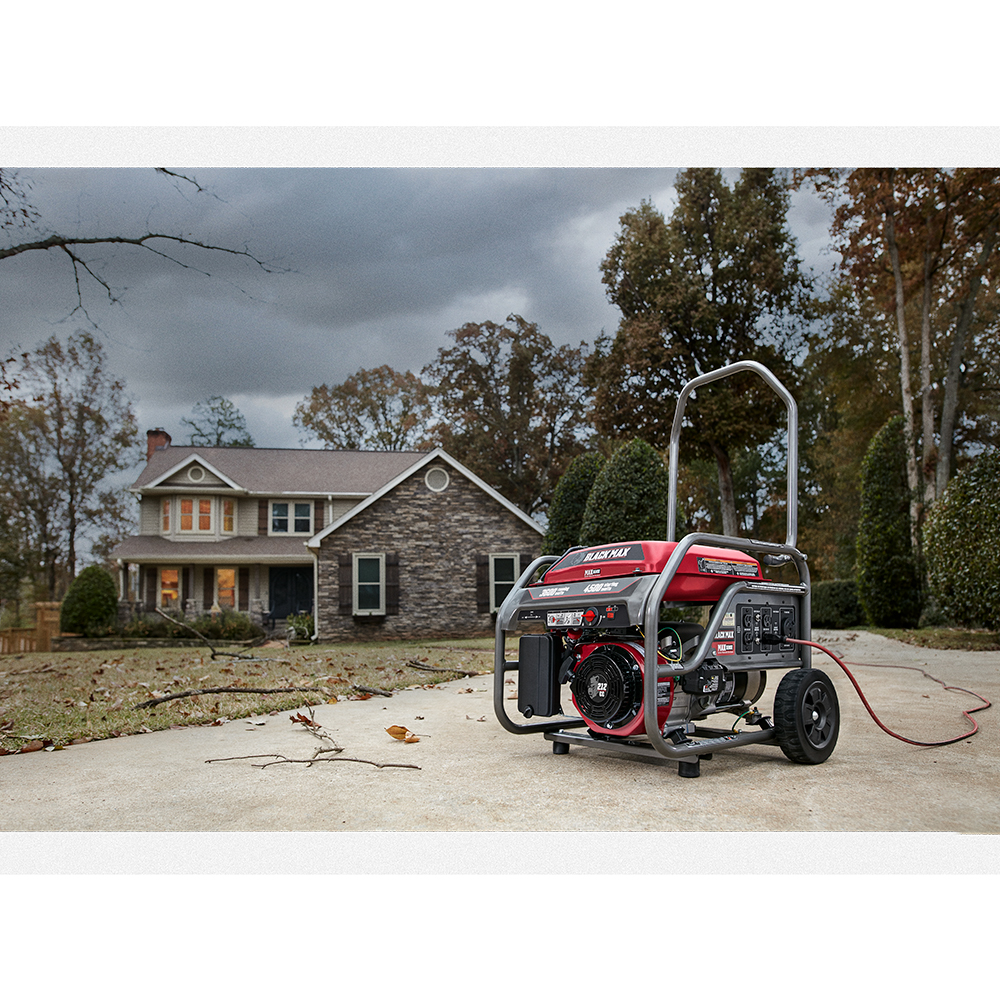 Black Max Portable 3600 Watt Generator with Auto Shutdown， Carb-Compliant