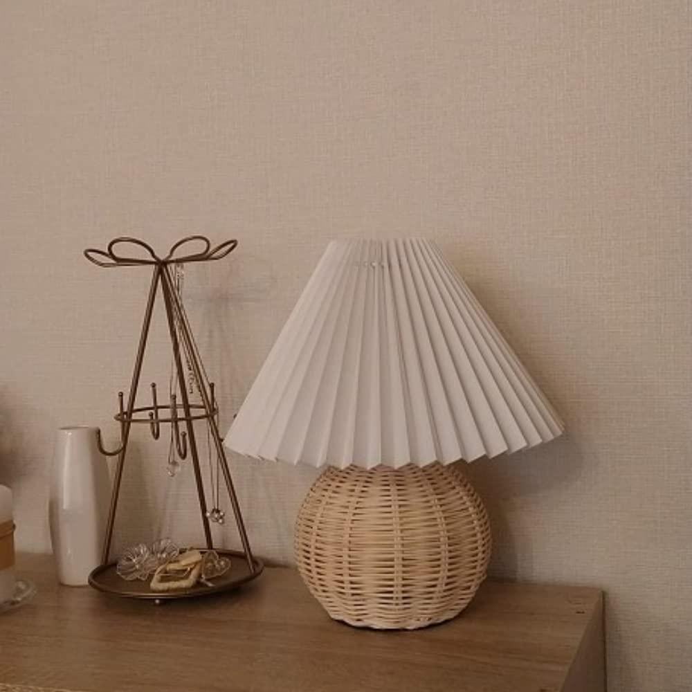 Rattan Pleated Table lamp