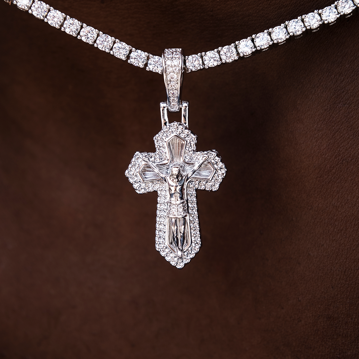 Icon Cross Pendant in White Gold