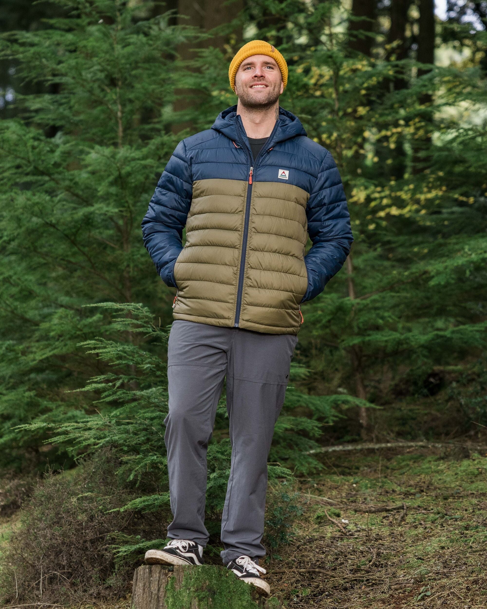 Roamer Recycled 2.0 Insulated Jacket - Rich Navy/Khaki