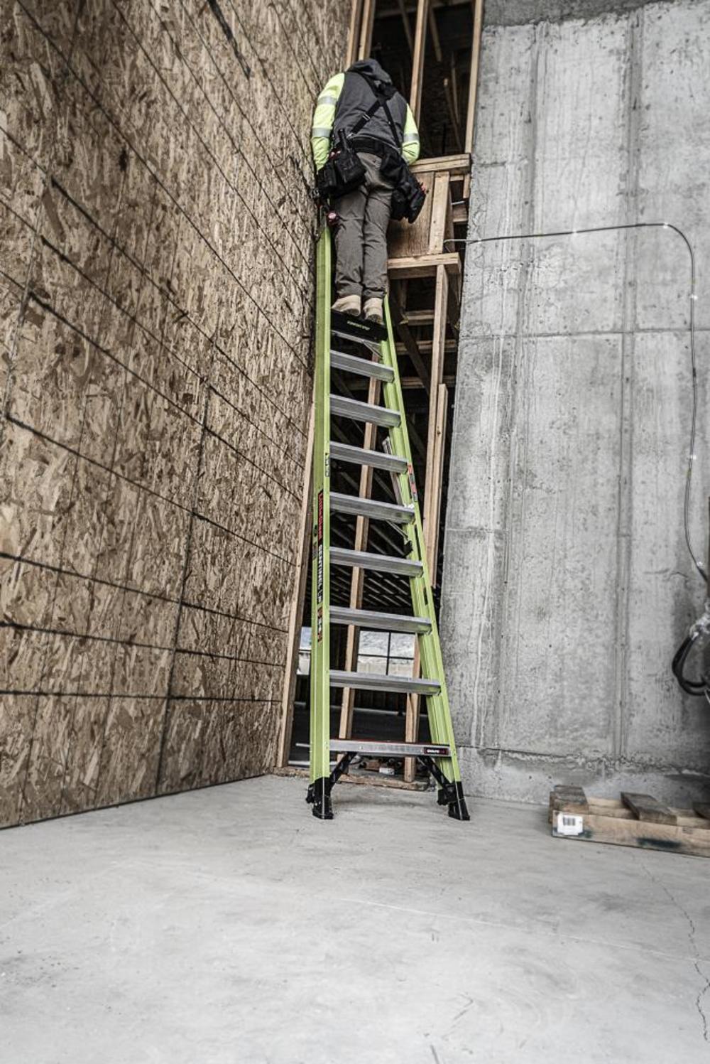 Little Giant Sentinel M12 Step Ladder Type IAA Fiberglass ;