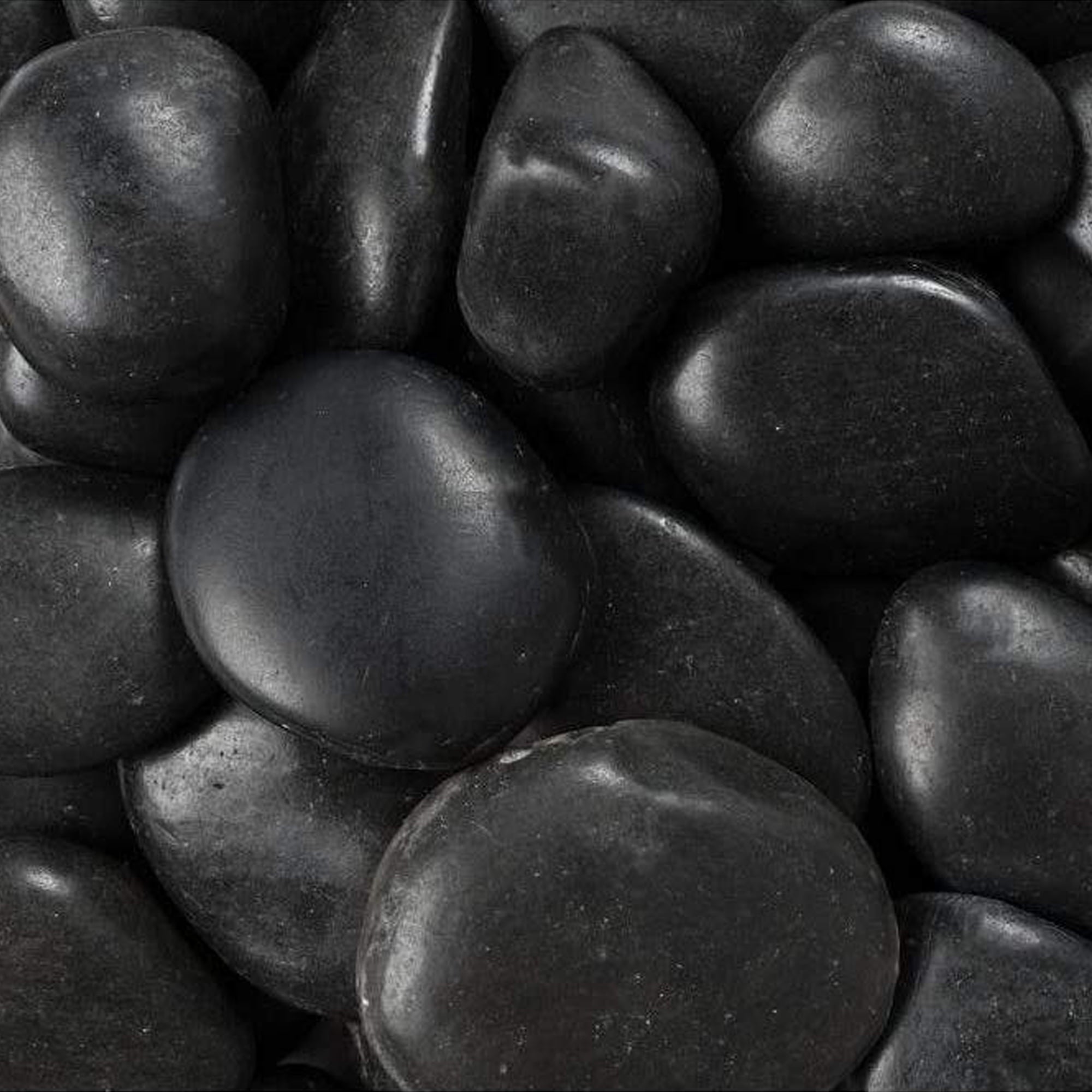 Rainforest, Outdoor Decorative Stone, Polished Pebbles, Black, 1-2", 20lbs.