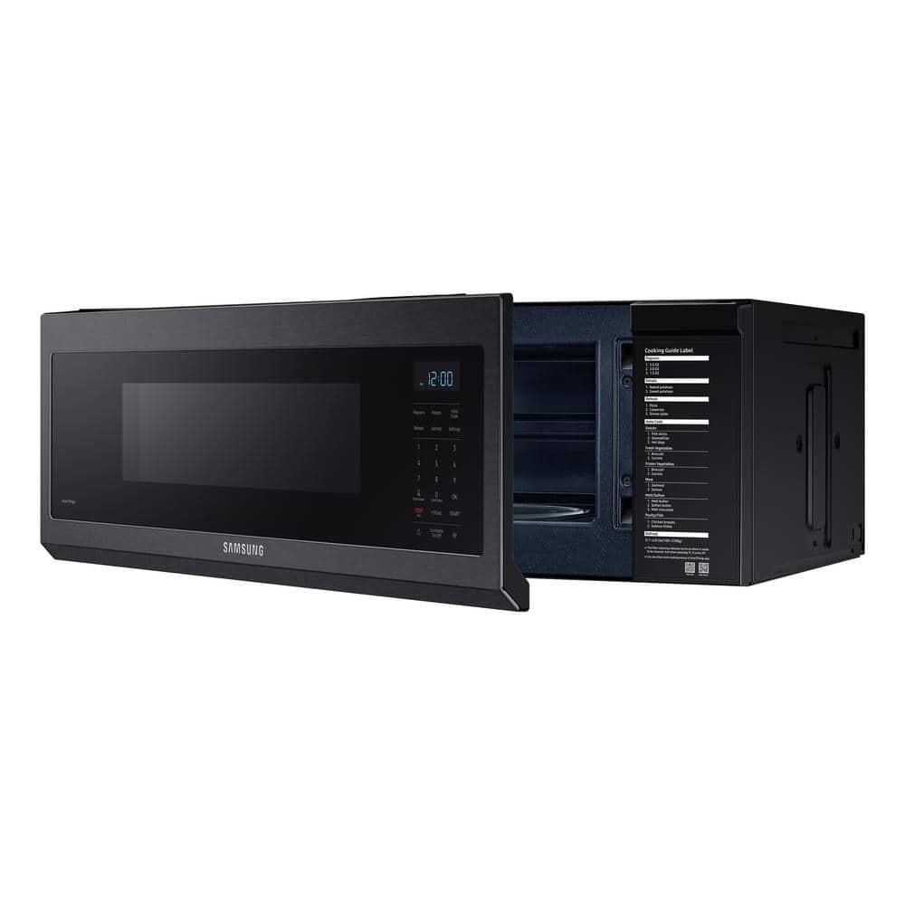  Smart SLIM 30 in 11 cu ft FingerprintResistant Black Stainless Steel 1100W OvertheRange Microwave with 400 CFM