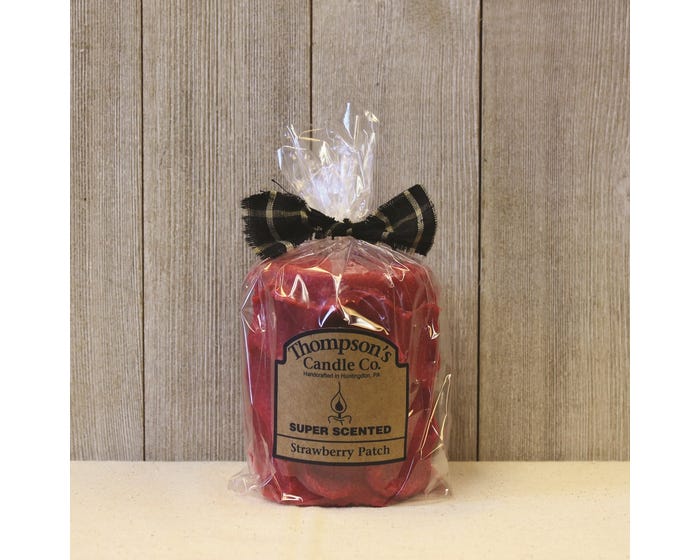 Thompsons Candle Co. Super Scented Strawberry Patch Pillar Candle， 18 oz. - STPMP