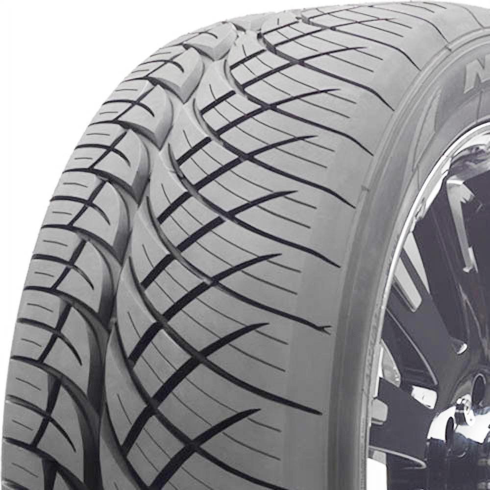 Nitto NT420S 255/45R20 105 V Tire