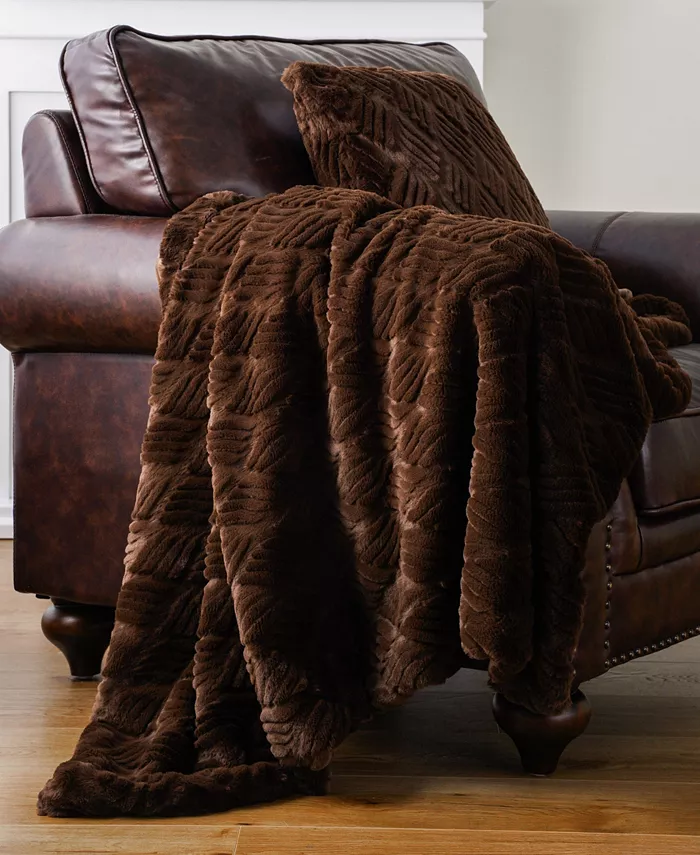 Battilo Cozy Carved Wave Faux Fur Throw， 60 x 80