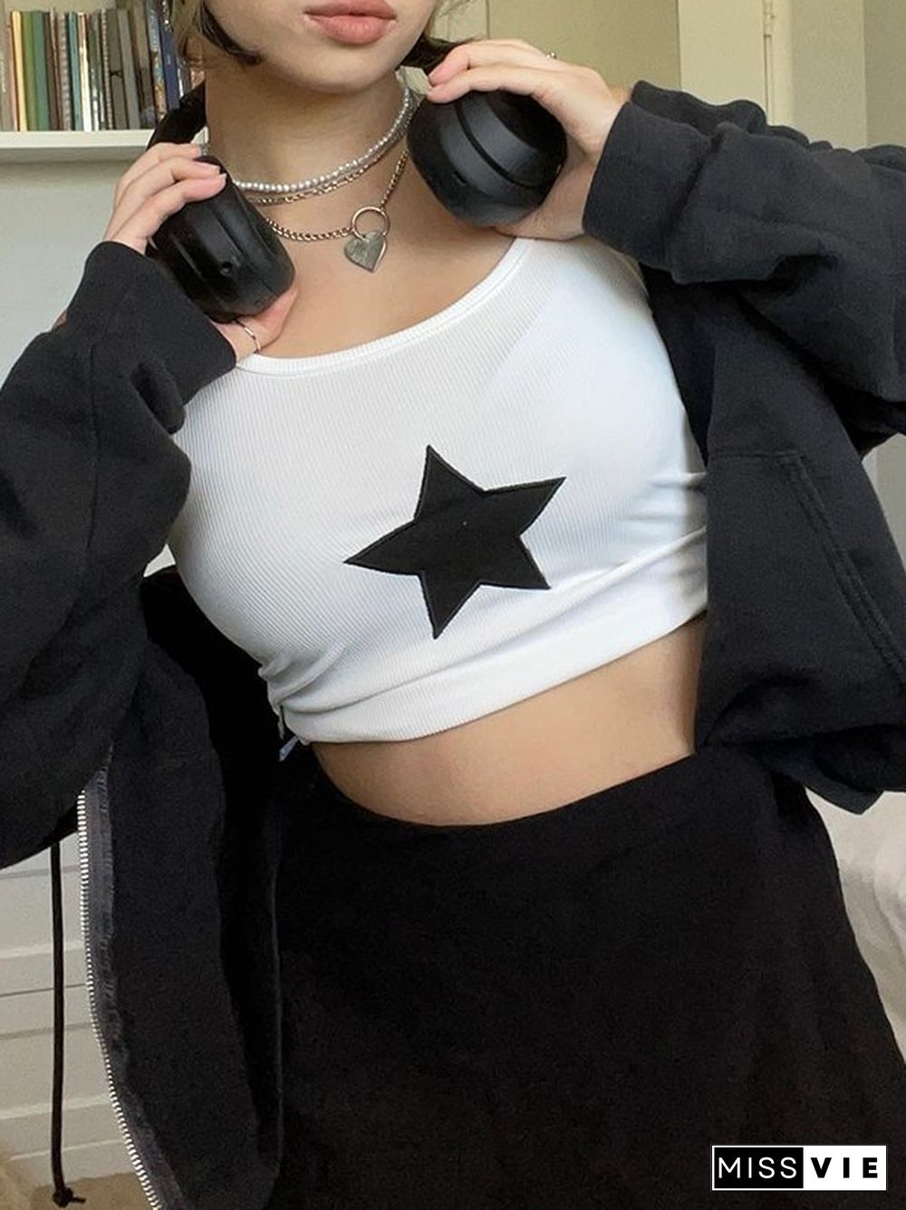 Star Embroidered Rib Cropped Tank Top